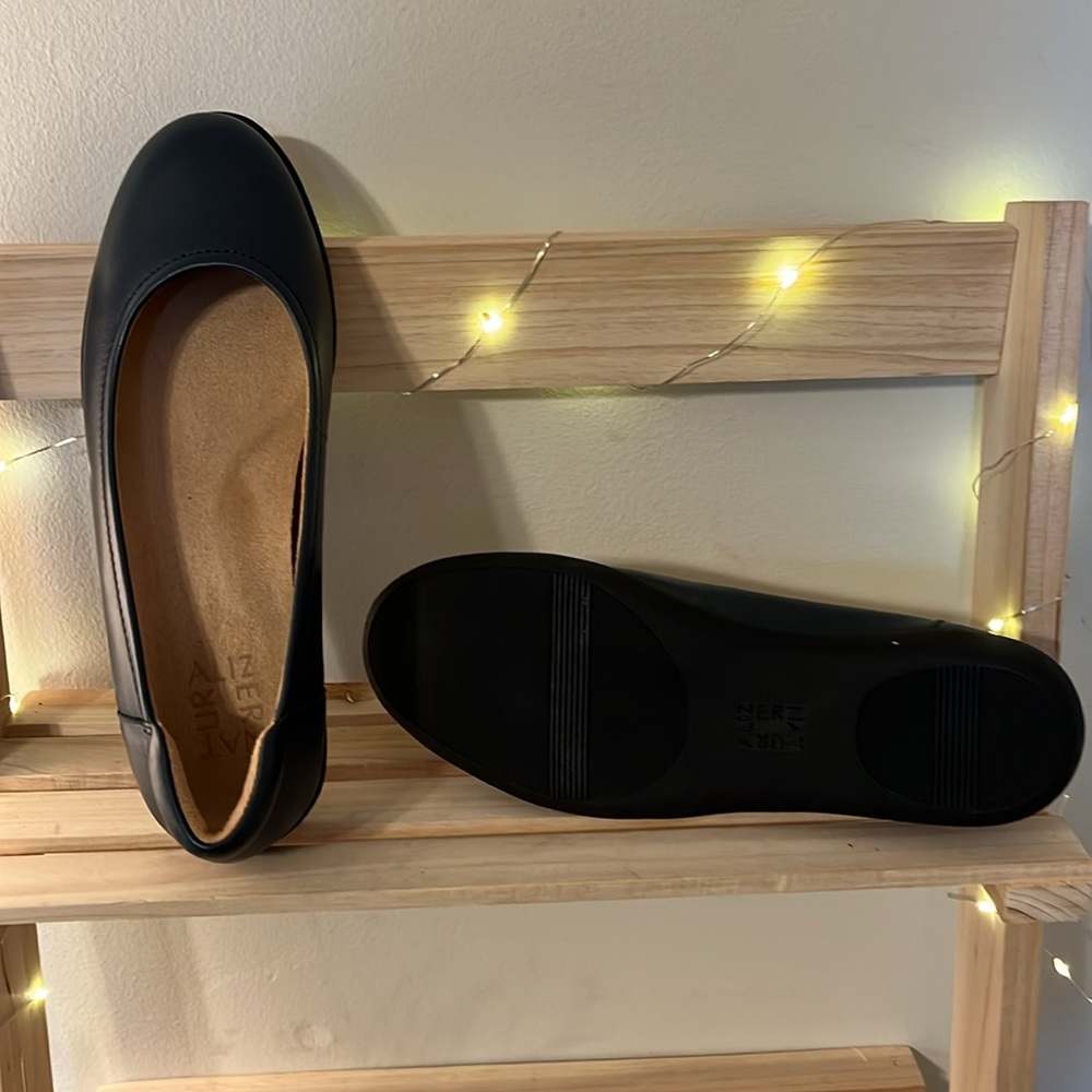 Naturalizer Women Flexy Leather Ballet Flats - Picture 3 of 4